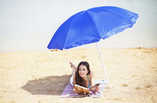 пляжный зонт с наклоном